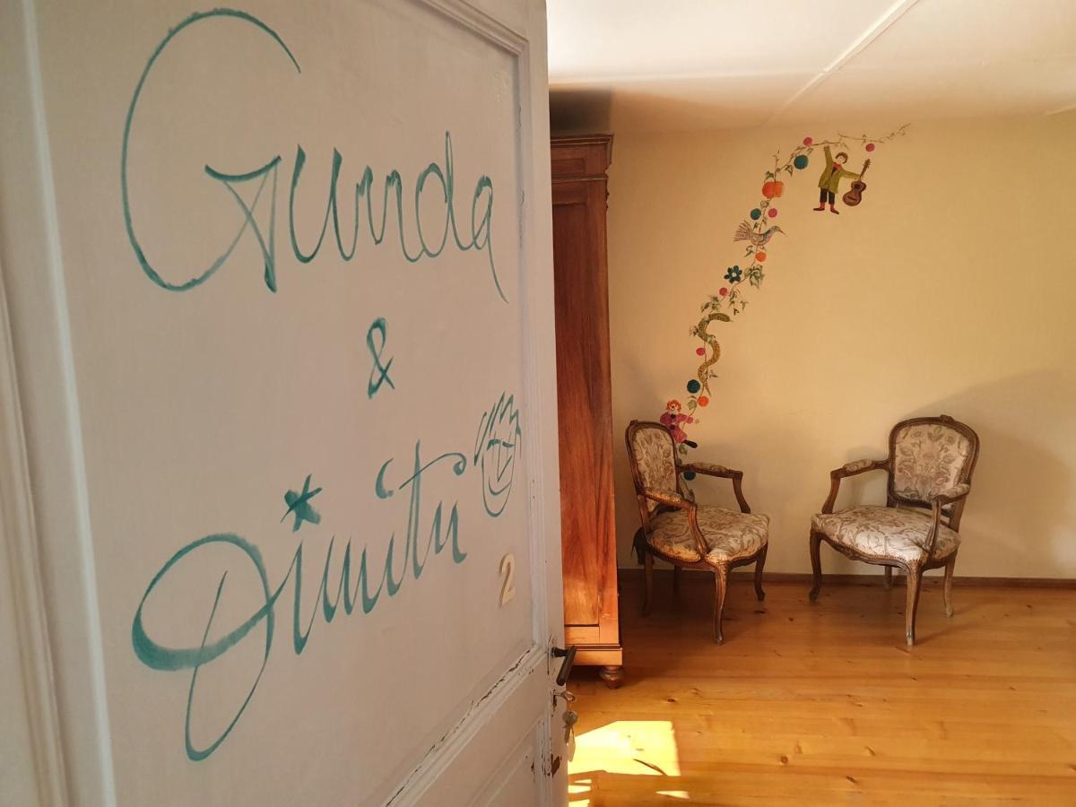 Osteria Gruetli Con Alloggio Borgnone Exteriör bild