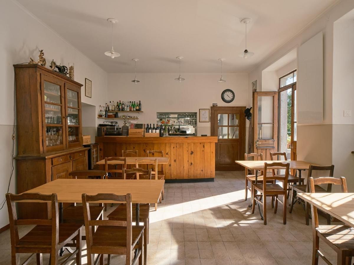 Osteria Gruetli Con Alloggio Borgnone Exteriör bild