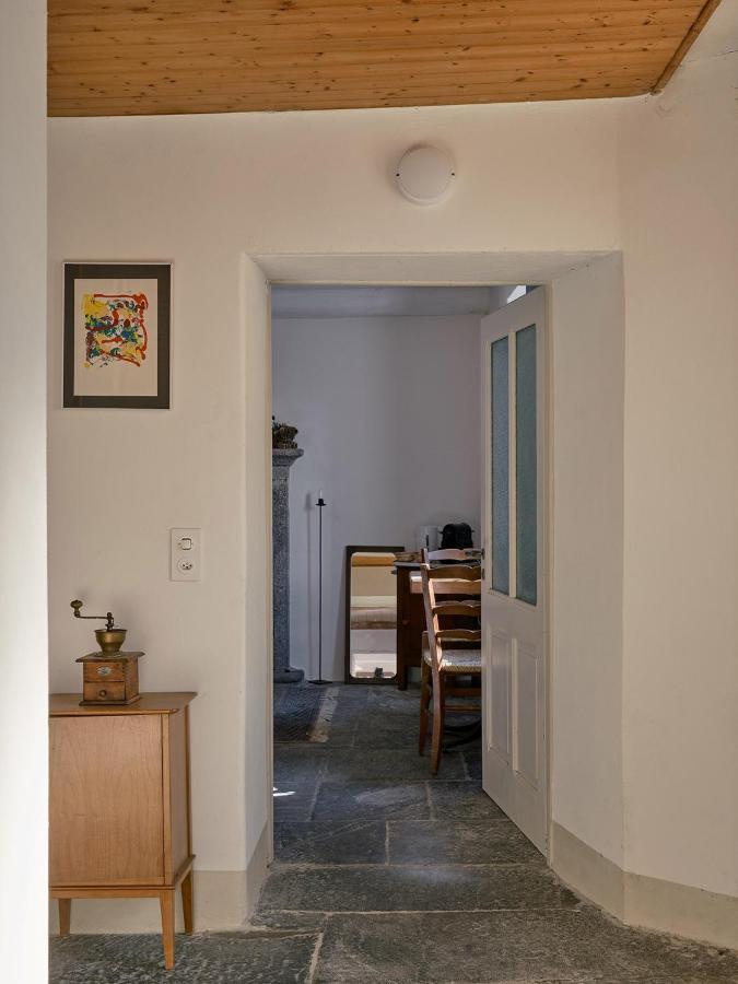 Osteria Gruetli Con Alloggio Borgnone Exteriör bild