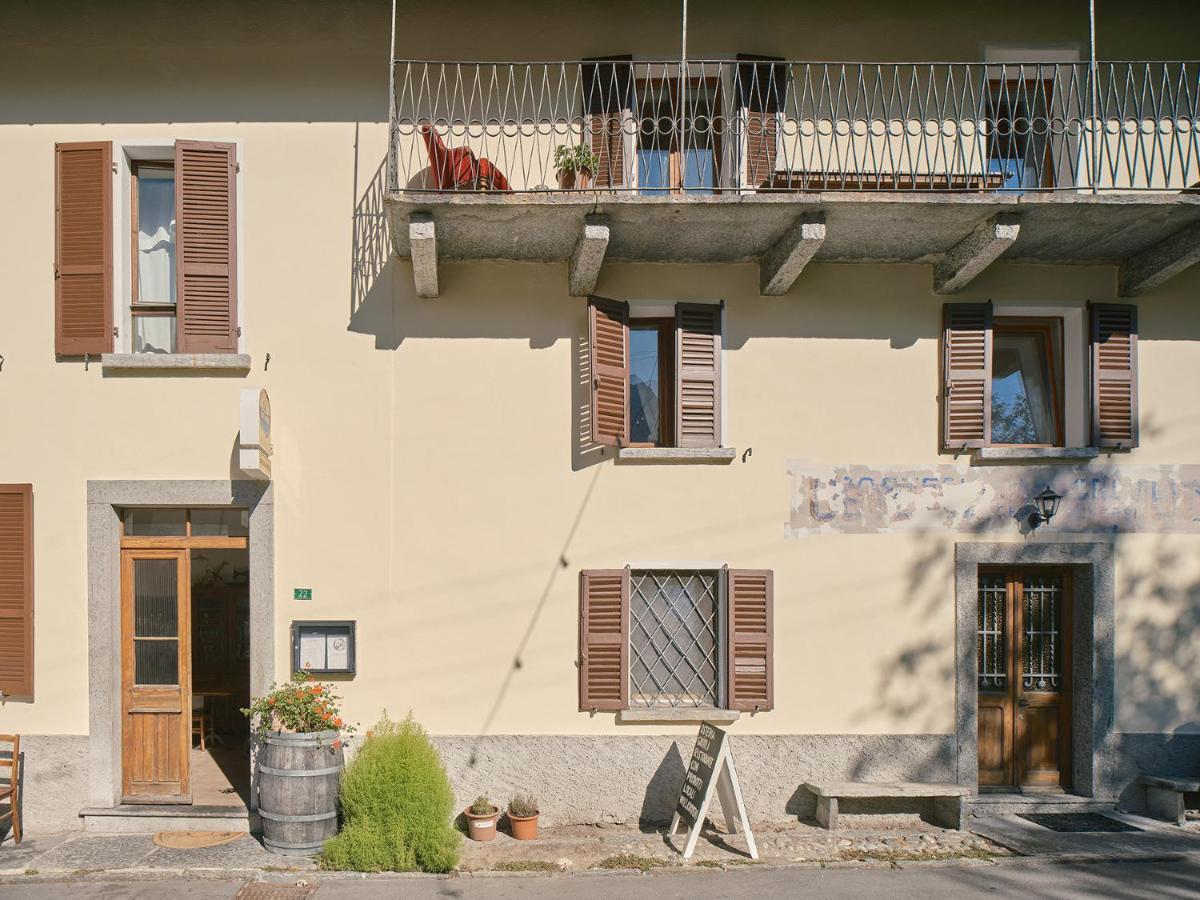 Osteria Gruetli Con Alloggio Borgnone Exteriör bild