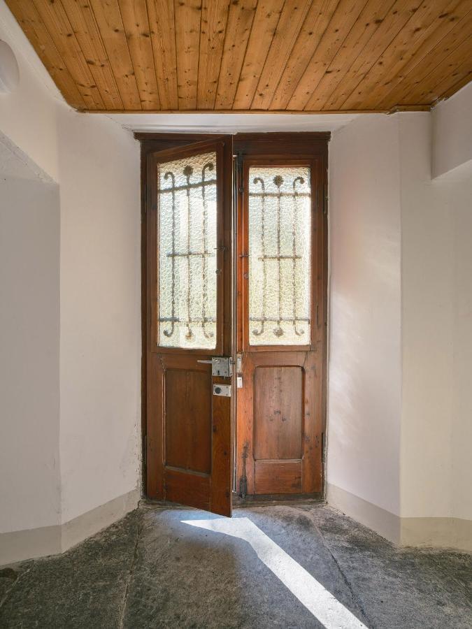 Osteria Gruetli Con Alloggio Borgnone Exteriör bild